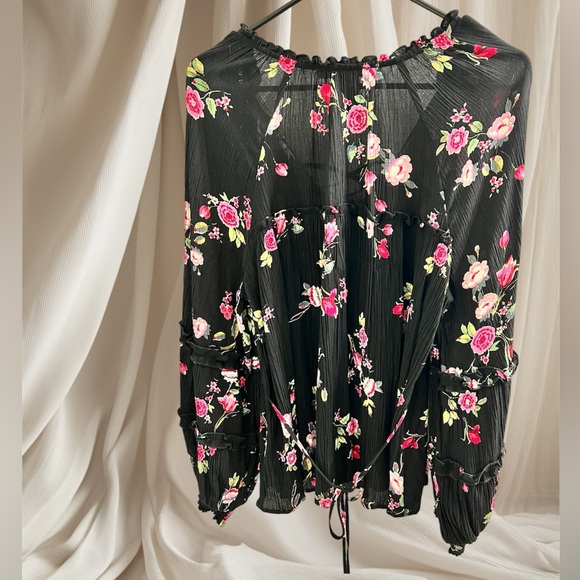 American Rag Cie Floral Peasant Blouse - Picture 2 of 3